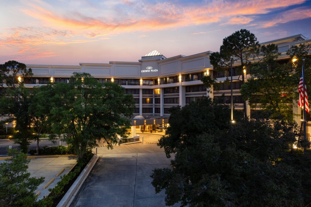 Crowne Plaza Hotel Image SP